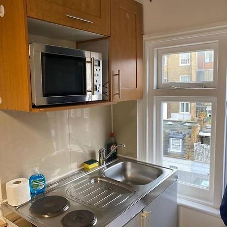 F14- Single Studio Shared Shower/Toilet Near Paddington London Exterior photo